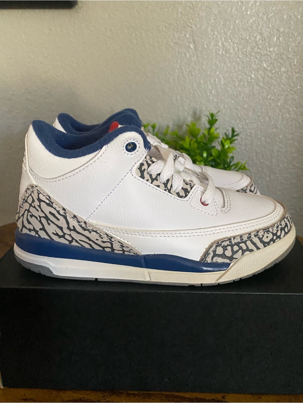Kids White and Navy Retro Basketball Sneakers